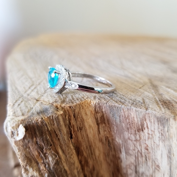 Light Blue Sweetheart Topaz Sterling Ring - Picture 2 of 5